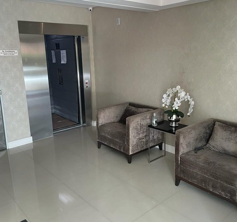 10034C63-9EE3-4811-B43B-ACDB5EB9412A