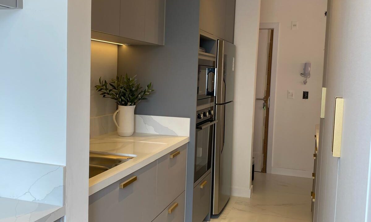 64E3707E-B9B0-450E-A22D-516133E9A85F